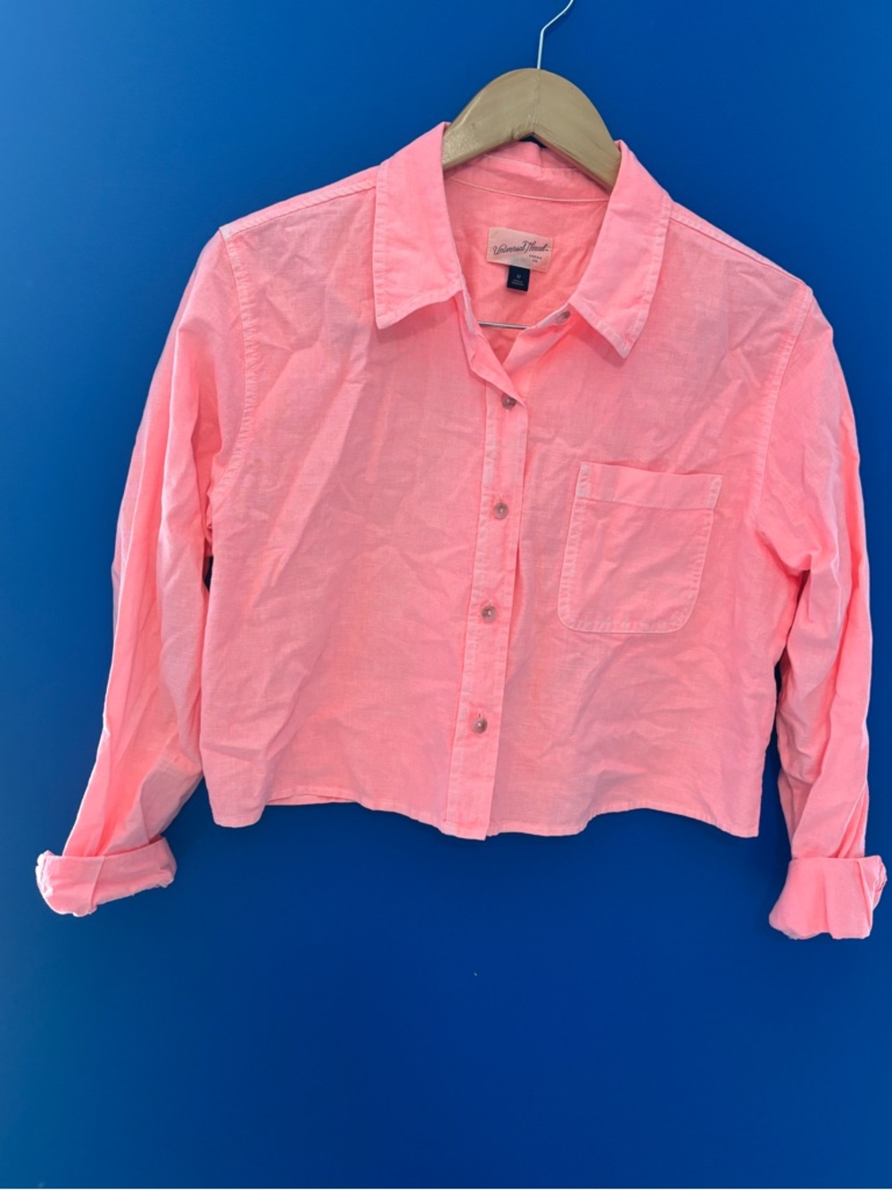 {Universal Thread} Cropped Button-Front Shirt - Neon Pink women's size M